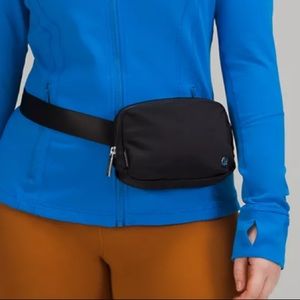 LULULEMON BELT BAG